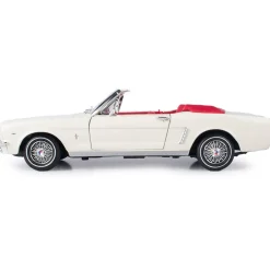 James Bond - 1964 1/2 Ford Goldfinger Mustang - White 1:18 Scale Diecast Model Car by Motormax