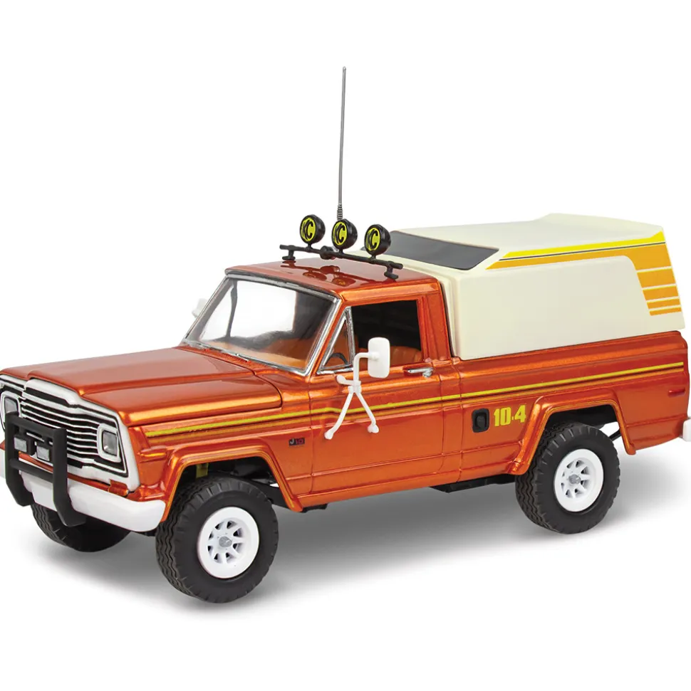 1979 Jeep J-10 Pickup with Camper Top - Plastic Model Kit 1:24 Scale Model Kit by Revell