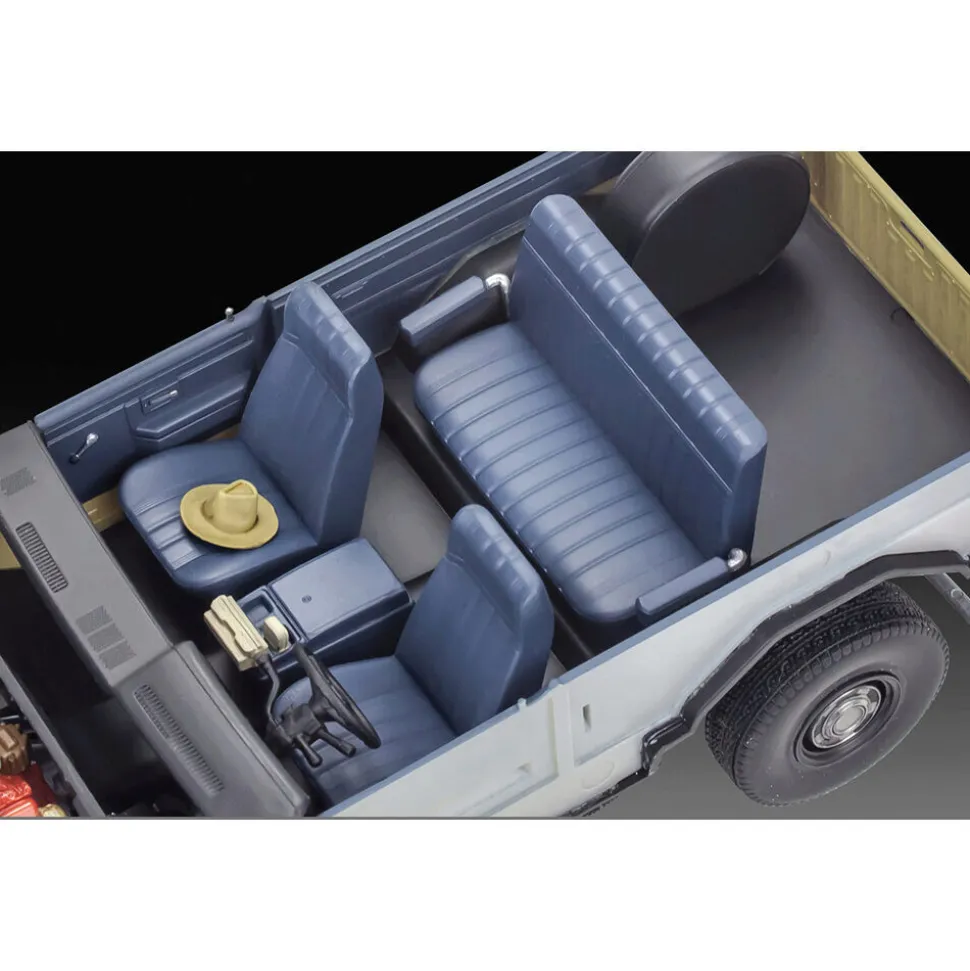 Jim Hopper's 1985 K5 Chevy Blazer - Stranger Things Model Kit 1:25 Scale Plastic Model Kit by Revell