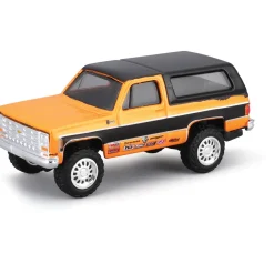 1979 K5 Blazer & 1971 Chevy Vega with Trailer 1:64 Scale by Maisto
