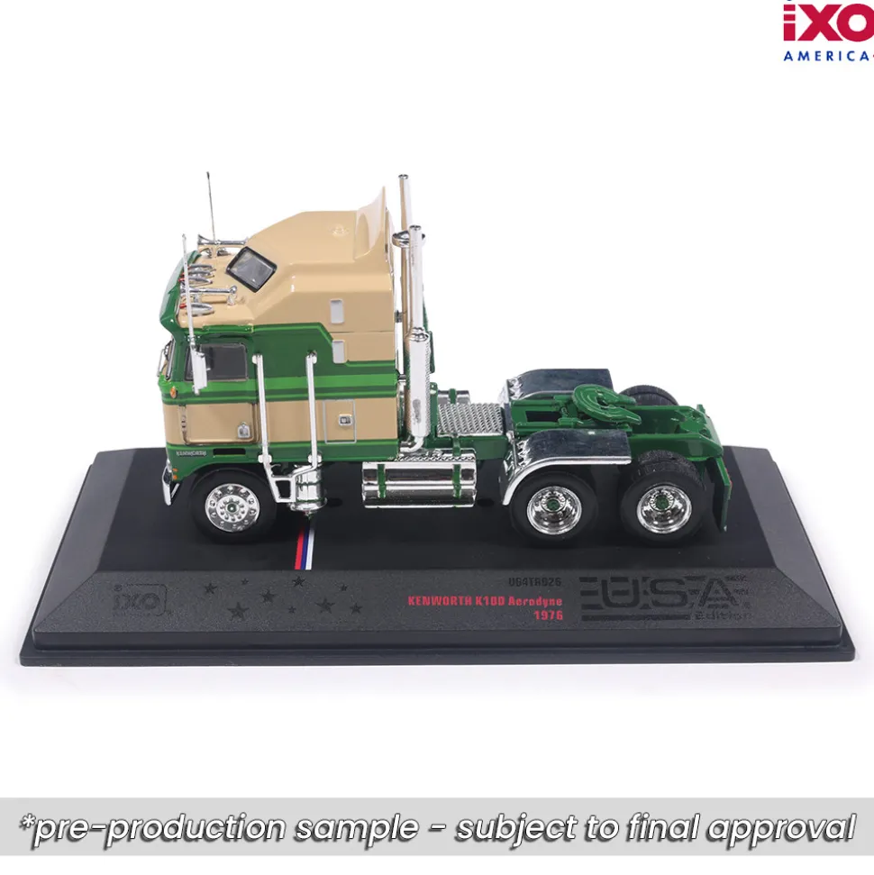 1976 Kenworth K100 Aerodyne - Tan And Green 1:64 Scale by IXO Models
