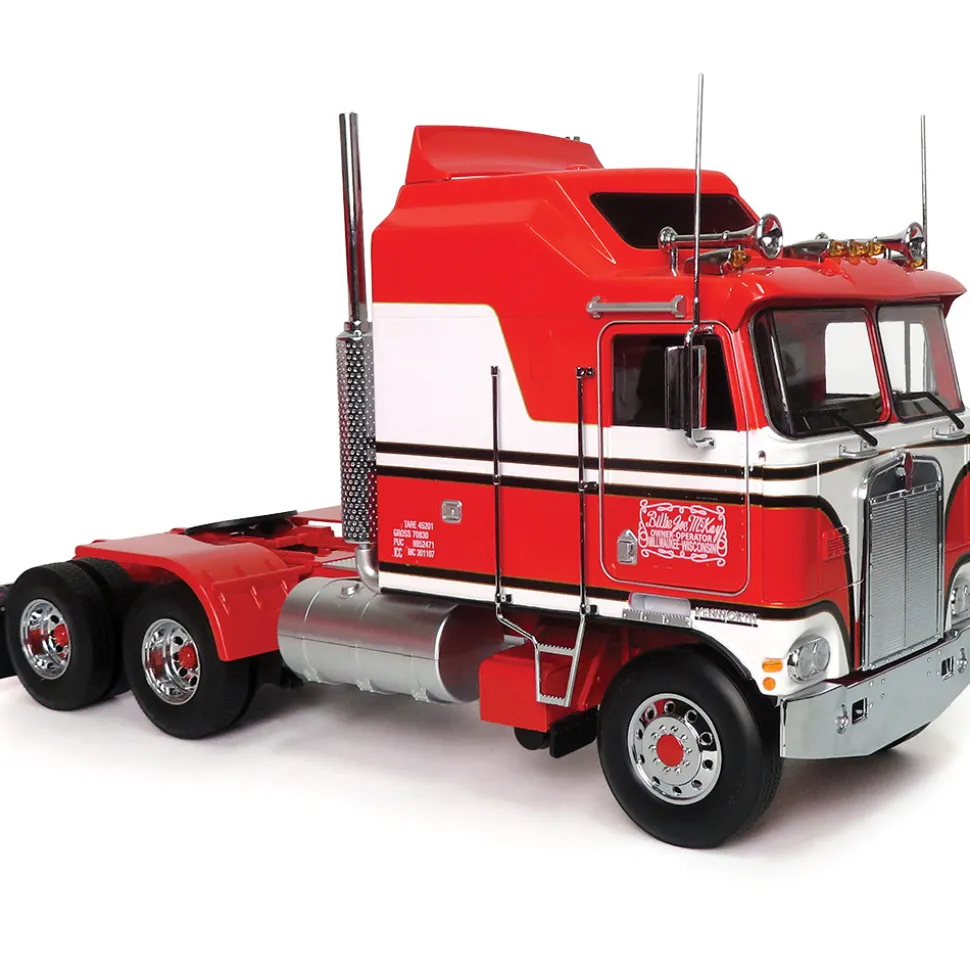 1979 Kenworth K100 Aerodyne Tractor & Trailer 1:18 Scale Diecast Model Truck by Road Kings