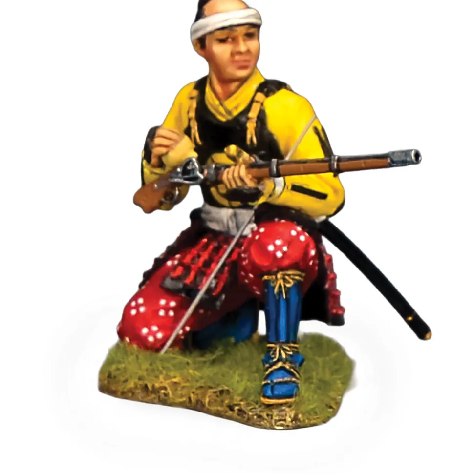 Kneeling Priming Ashigaru Arquebusier 1/30 Figure K&C (SW008) 1:30 Scale Metal by King and Country