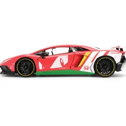 Lamborghini Aventador W/Knuckles Diecast Figure 1:24 Scale Diecast Model Car by Jada Toys