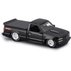Mack Anthem Transporter + 1993 Chevrolet 454 SS 1:64 Scale Diecast Replica Model by Maisto