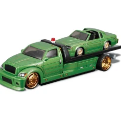 Maisto Flatbed & 1987 Buick Regal T-Type 1:64 Scale by Maisto