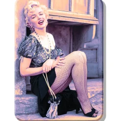 Marilyn Paisley Magnet Desperate Enterprises (M9239) by Desperate Enterprises