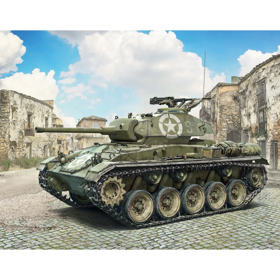M24 Chaffee 1/35 Kit Italeri (6761) 1:35 scale Plastic by Italeri