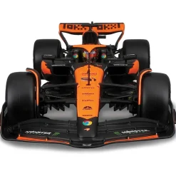 2024 McLaren F1 MCL38 w/helmet - Piastri #81 1:24 Scale Diecast Model Car by Bburago