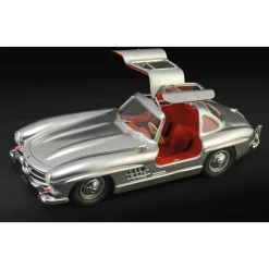 Mercedes-Benz 300 SL Gullwing 1/16 Kit 1:16 Scale Plastic Model Kit by Italeri