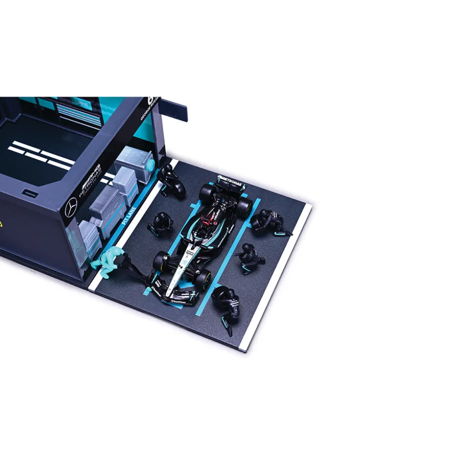 2024 Mercedes F1 W15 Pit Pass - Russell #63 1:43 Scale Diecast Model Car by Bburago