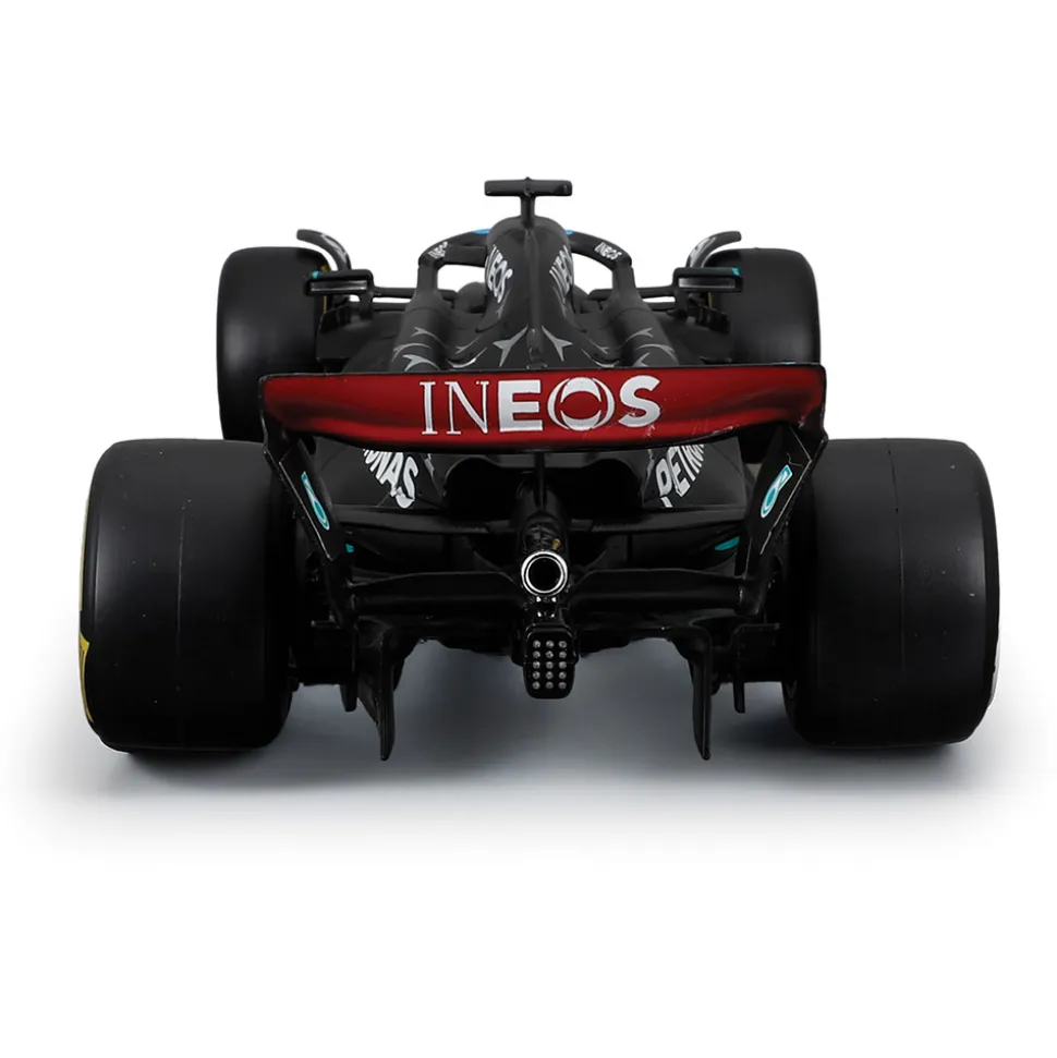 2023 Mercedes F1 W14 w/ figure - Russell #63 1:24 Scale Diecast Model Car by Bburago
