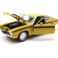 1971 Mercury Comet GT - Yellow 1:24 Scale Diecast Model Car by Motormax