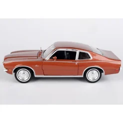 1971 Mercury Comet - Metallic Brown 1:24 Scale Diecast Model Car by Motormax