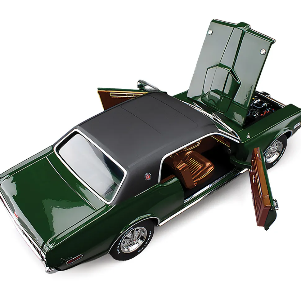 1968 Mercury Cougar XR7G - Augusta Green 1:18 Scale Diecast Model Car by Sunstar