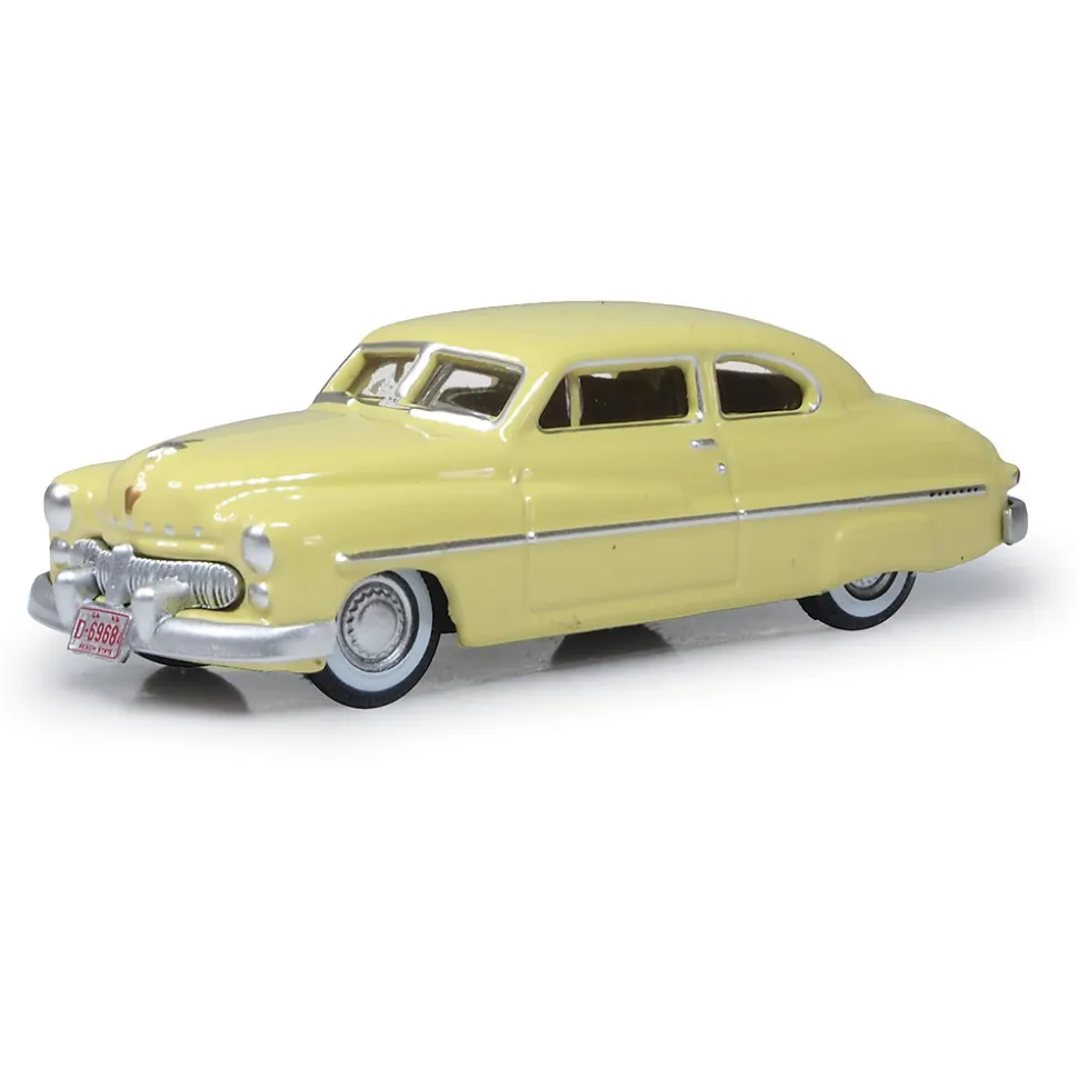 1949 Mercury 8 Coupe - Calabash Yellow 1:87 Scale by Oxford Diecast