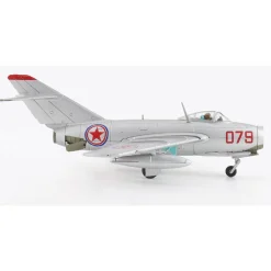 MIG-15 Fagot 1/72 Die Cast Model 1:72 scale Metal by Hobby Master