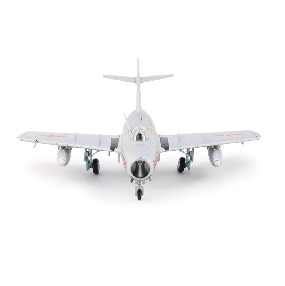 MIG-15 Fagot 1/72 Die Cast Model 1:72 scale Metal by Hobby Master