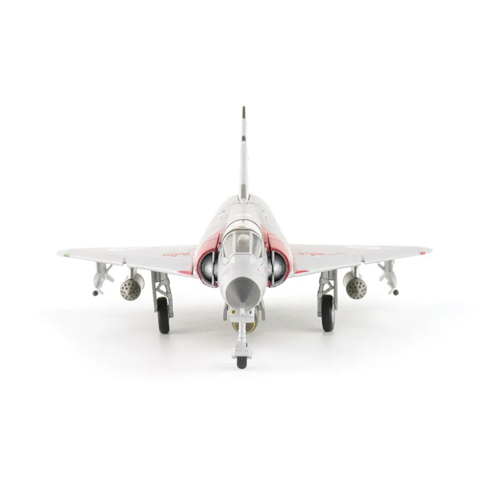 Mirage lllCJ 1/72 Die Cast Model 1:72 scale Metal by Hobby Master