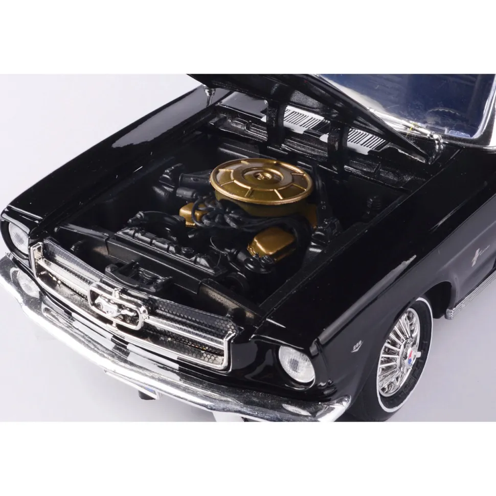 1964 1/2 Mustang Hardtop 1:18 Scale Diecast Model Car by Motormax