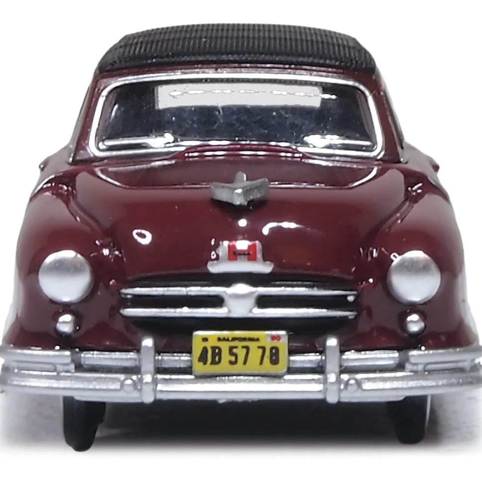 Nash Rambler Custom Landau Convertible - Sunset Maroon (Closed) 1:87 Scale by Oxford Diecast