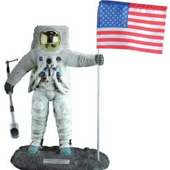 Neil Armstrong - First Man On the Moon Polyresin Statue Hobby Master (HF8001) 1:8 scale Polyresin by Hobby Master