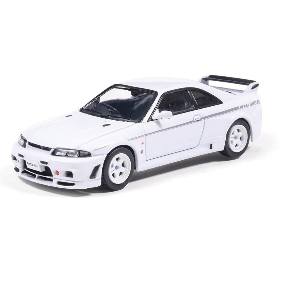 1997 Nissan Skyline GT-R R33 Nismo 400R - White 1:64 Scale Diecast Model Car by IXO Models