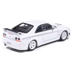 1997 Nissan Skyline GT-R R33 Nismo 400R - White 1:64 Scale Diecast Model Car by IXO Models