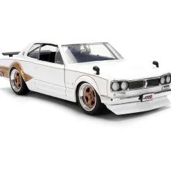 1971 Nissan Skyline 2000 GT-R - White 1:24 Scale Diecast Model Car by Jada Toys