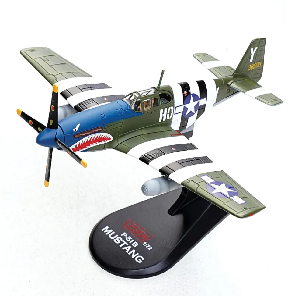 North American P-51B Mustang - John Bennett, 487th Fighter Squadron - Blue-Nosed Bastards of Bodney 1:72 Scale Diecast Metal Replica by Legion