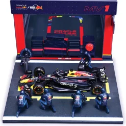 2024 Oracle F1 Red Bull RB20 Pit Pass - Verstappen #1 1:43 Scale Diecast Model Car by Bburago