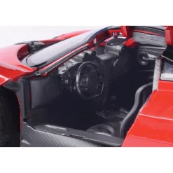 Pagani Huayra - 1:18 Red 1:18 Scale Diecast Model Car by Motormax