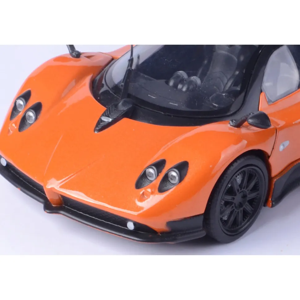 Pagani Zonda F 1:24 Scale Diecast Model Car by Motormax