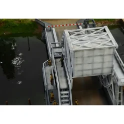 Pegasus Bridge Airborne Assault 1/72 Figure Kit 1:72 Scale Plastic Model Kit by Italeri