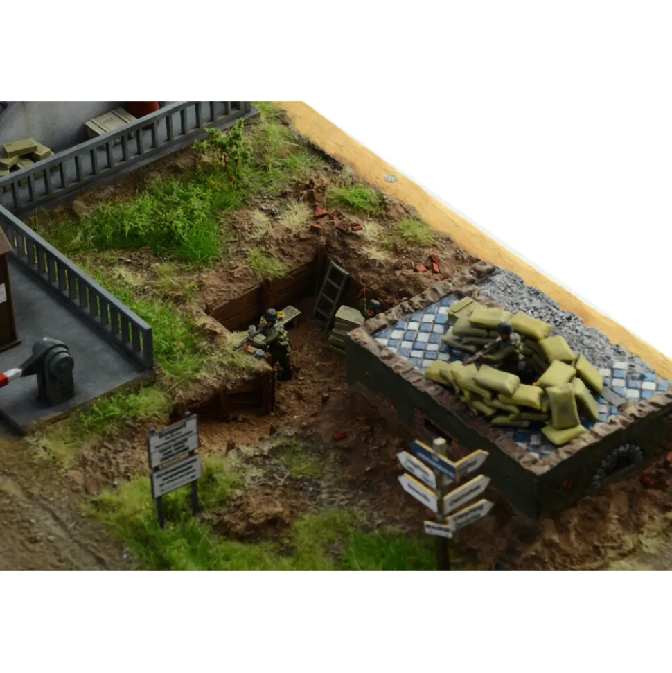 Pegasus Bridge Airborne Assault 1/72 Figure Kit 1:72 Scale Plastic Model Kit by Italeri