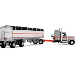 Peterbilt 589 with 58
