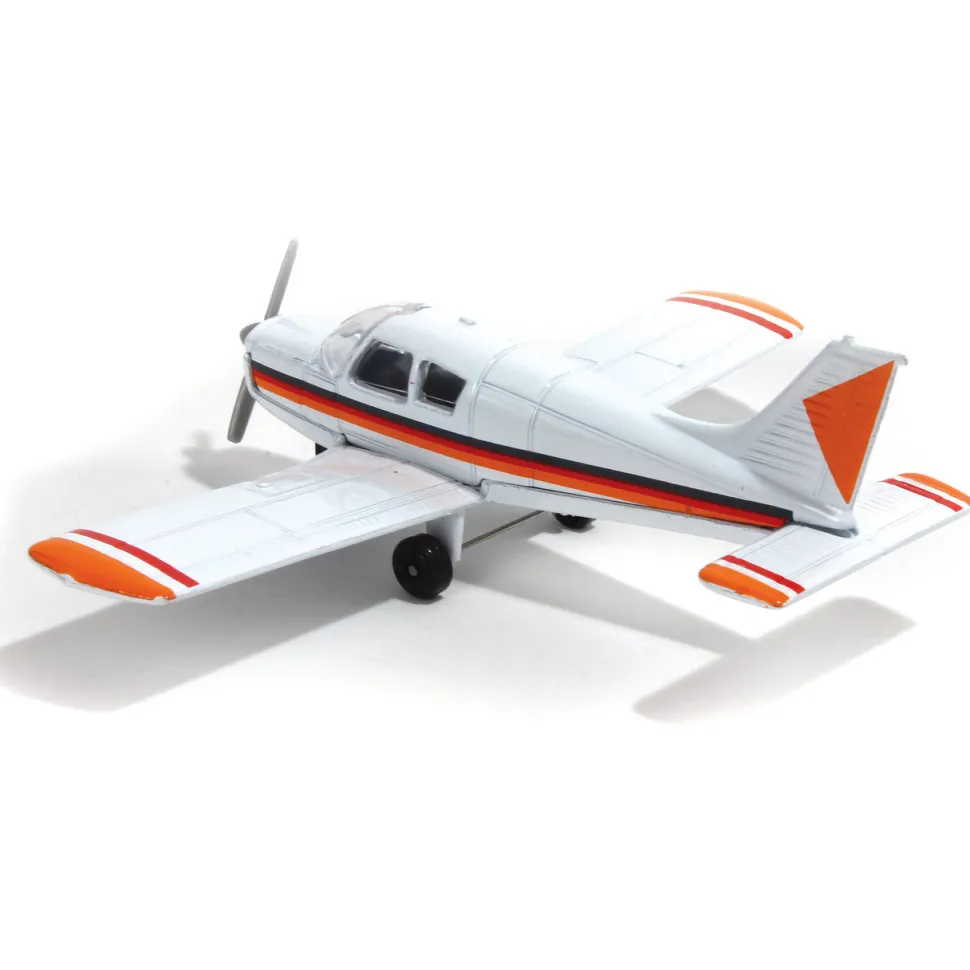 Piper Cherokee 13111 by Hot Wings