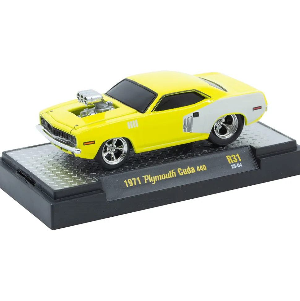 1971 Plymouth Cuda 440 - Yellow 1:64 Scale Diecast Model Car by M2 Machines