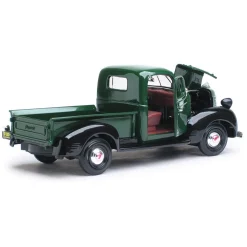 1941 Plymouth Pickup - GREEN 1:24 Scale Diecast Model by Motormax