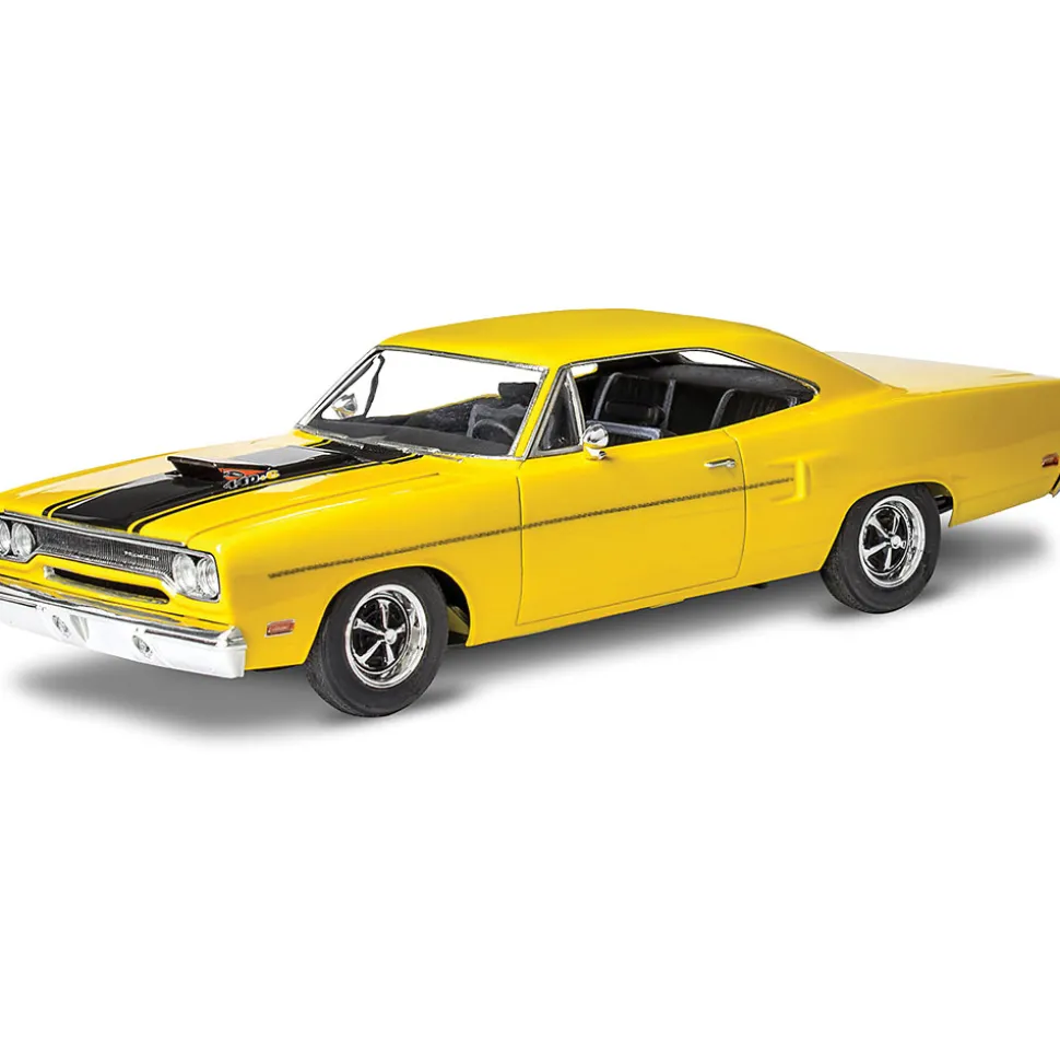 1970 Plymouth Road Runner - Plastic Model Kit 1:24 Scale Model Kit by Revell