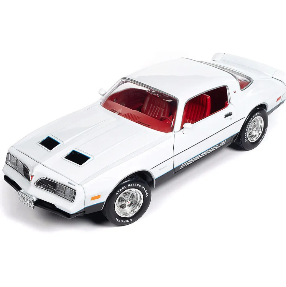 1977 Pontiac Firebird Formula 1:18 Scale Diecast Model Car by American Muscle - Ertl
