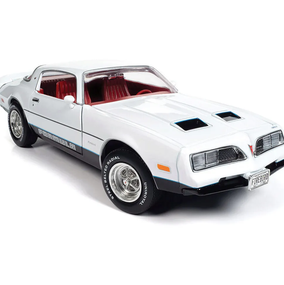 1977 Pontiac Firebird Formula 1:18 Scale Diecast Model Car by American Muscle - Ertl