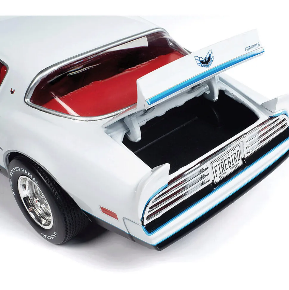 1977 Pontiac Firebird Formula 1:18 Scale Diecast Model Car by American Muscle - Ertl