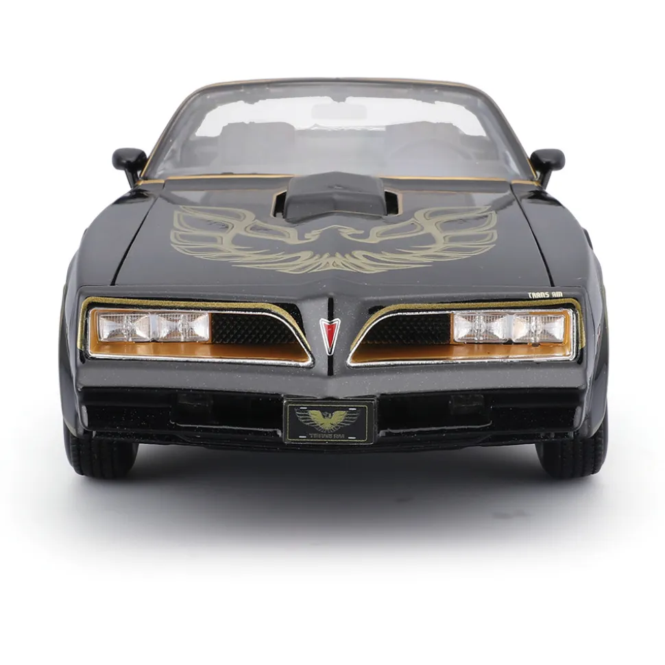 1978 Pontiac Firebird Trans Am - Black 1:18 Scale Diecast Model Car by Maisto