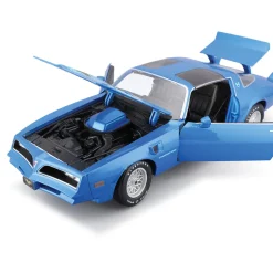 1978 Pontiac Firebird Trans Am - Blue 1:18 Scale Diecast Model Car by Maisto