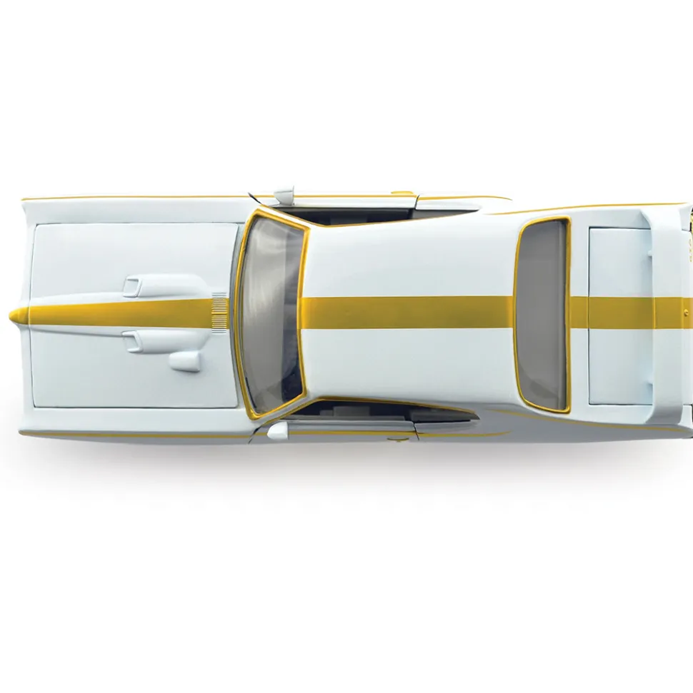 1969 Pontiac GTO Judge - Luxe Legends 1:24 Scale Diecast Model Car by Motormax