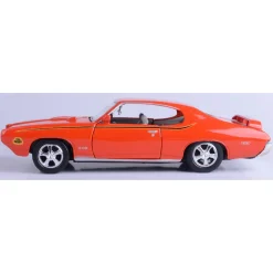 1969 Pontiac GTO Judge - 1:24 1:24 Scale Diecast Model Car by Motormax