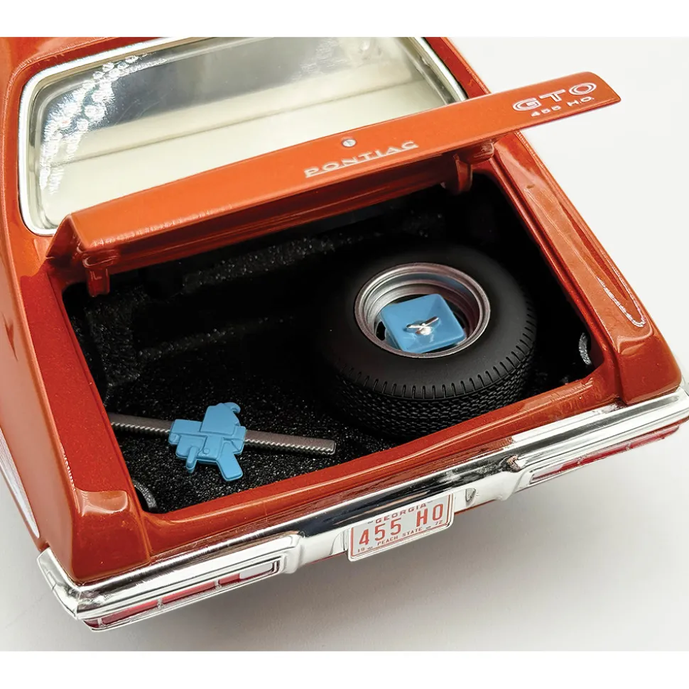 1972 Pontiac GTO Le Mans - Sundance Orange 1:18 Scale Diecast Model Car by Acme