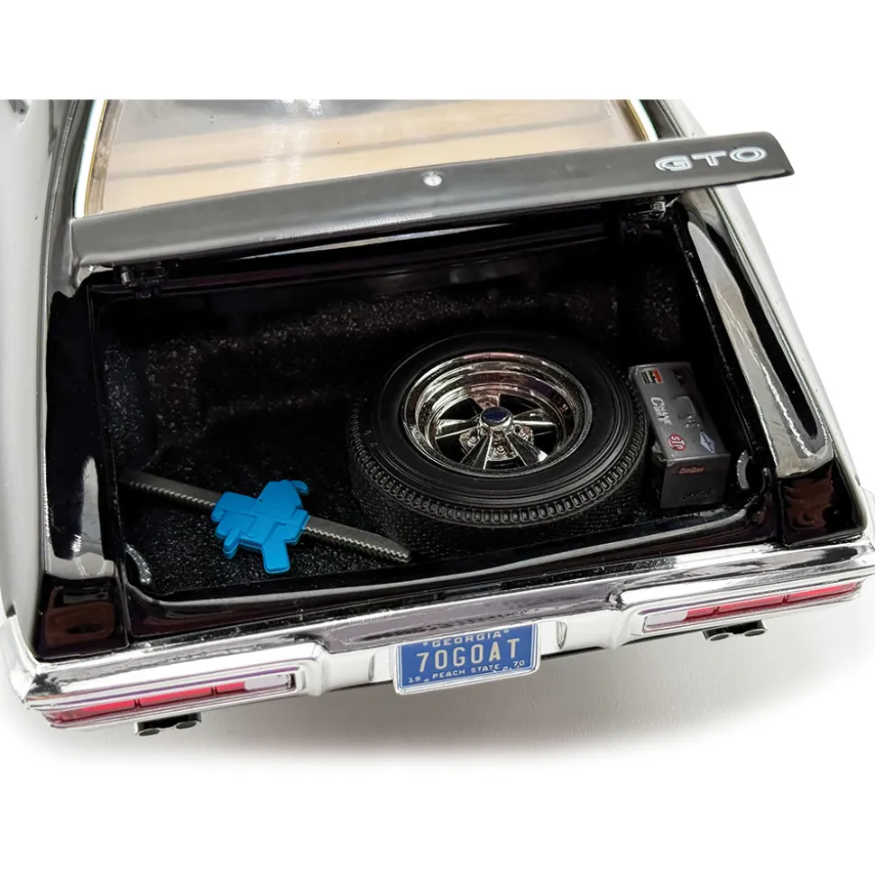 1970 Pontiac GTO Ram Air IV - Main Street 1:18 Scale Diecast Model Car by Acme