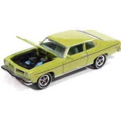 1974 Pontiac Ventura w/Tin - Fernmist Green 1:64 Scale Diecast Model Car by Johnny Lightning